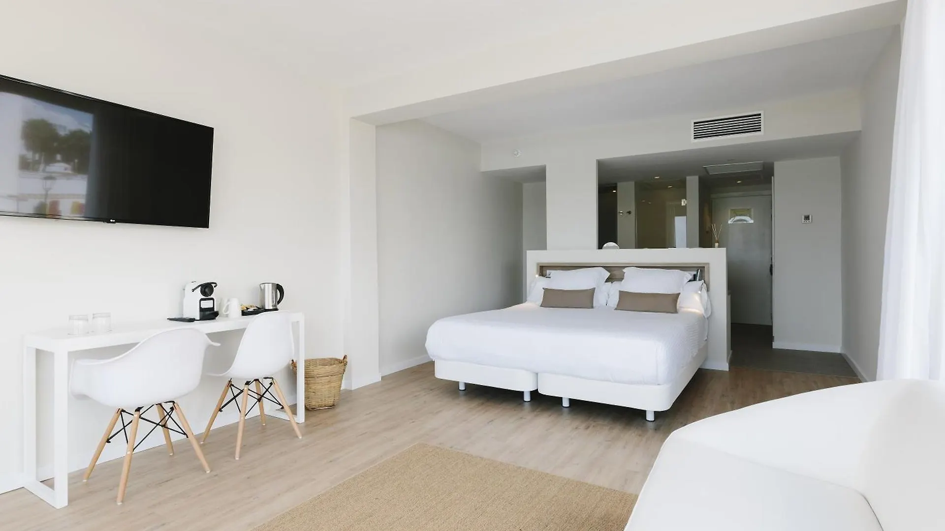 Hotel Aluasoul Ibiza - Adults Only Es Cana 4*,