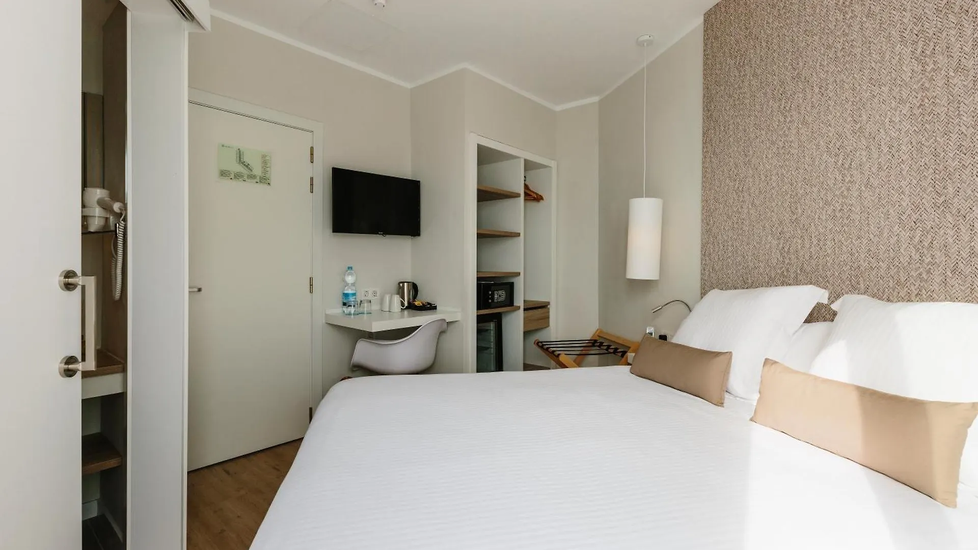 Aluasoul Ibiza - Adults Only Hotel Es Canar